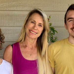 Meet your Posher, Kim